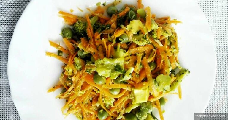 Discover the Flavors of Latin America: Top-Rated Ensalada de Zanahoria y Arvejas Near You